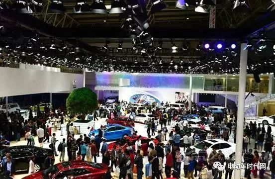 年度調(diào)查：從南北割據(jù)到抱團(tuán)出海，電動車展會凸顯新變局！